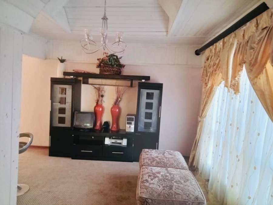 3 Bedroom Property for Sale in Selosesha Free State